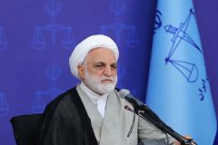 تغییر مداوم مقررات می‌تواند سبب کاهش اعتماد مردم به نظام بانکی شود