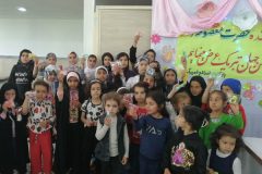 مسجدی که پاتوق نوجوانان است