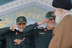 تصویر متفاوتی از دیدار سردار سلیمانی با رهبر معظم انقلاب