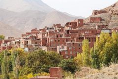 اجرای طرح هادی، مهاجرت معکوس روستایی را به دنبال دارد