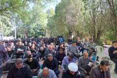 برگزاری دعای ندبه در جوار امامزاده ذلف آباد فراهان