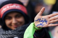دیدار جمعی از دانش آموزان با رهبر انقلاب در آستانه روز دانش آموز