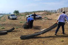 جمع‌آوری لوله‌های انتقال آب غیرمجاز در فراهان