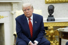 ترامپ روسیه را با تعرفه ۱۰۰ درصدی تهدید کرد/ پوتین مردی سرسخت است