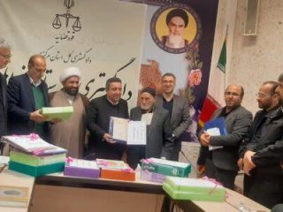 اهدای ۷۵۰ سند مالکیت در فراهان با حضور رئیس سازمان ثبت اسناد و املاک کشور