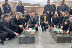 ادای احترام رییس سازمان ثبت اسناد کشور به مقام شامخ شهدا در شهرستان فراهان